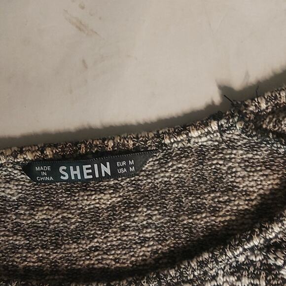 SHEIN Black,/White Puff Sleeve Crew Neck Sweater M Cozy Comfy Winter Fall Twee - Picture 10 of 10